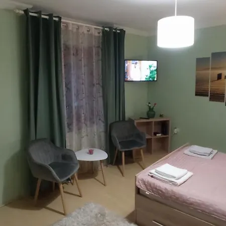 Aparthotel Pont-jo 3*